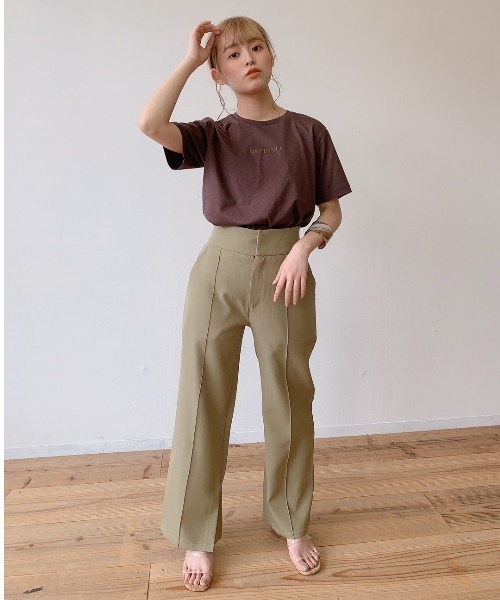 VANNIE U（ヴァニーユー）の「クラッシックロゴT（Tシャツ/カットソー・レディース・ホワイト/ブラック/ブラウン/モカ・FREE）」の16枚目の写真