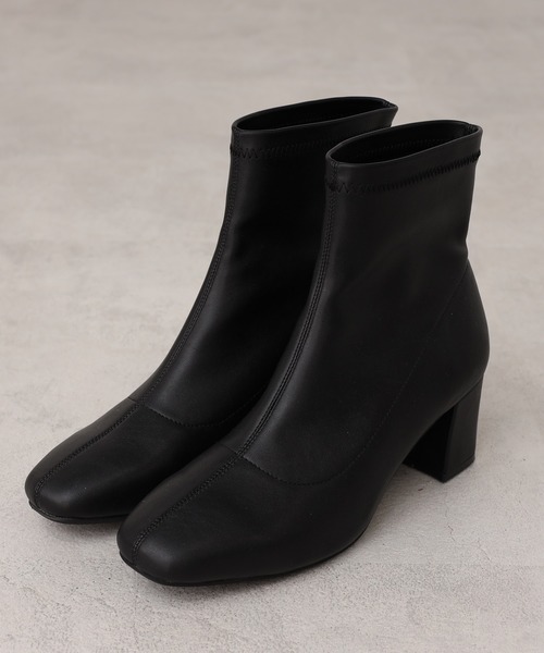 one after another NICE CLAUP（ワンアフターアナザーナイスクラップ）の「ストレッチショートブーツ（ブーツ・レディース・ブラック/アイボリー/モカ・SMALL/MEDIUM/LARGE）」の2枚目の写真