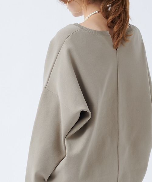 DouDou(ドゥドゥ)の「ナイロンスムースプルオーバー(ニット/セーター・レディース・オフホワイト/スミクロ/グレイッシュベージュ・FREE)」の1枚目の写真