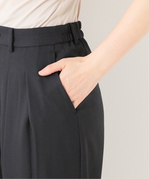 SLOBE IENA(スローブイエナ)の「PE ツータックワイドパンツ【手洗い可能/ウエストゴム】◆(その他パンツ・レディース・ブラック/ライトグリーン/アイボリー・38/36/40)」の5枚目の写真