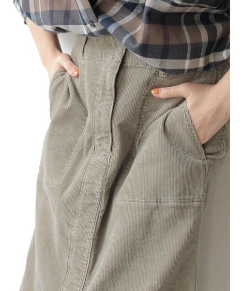 AMERICAN HOLIC（アメリカンホリック）の「ストレッチコール天タイトスカート　＊（スカート・レディース・チャコールグレー/ブラウン/グレイッシュベージュ・L/M）」の18枚目の写真