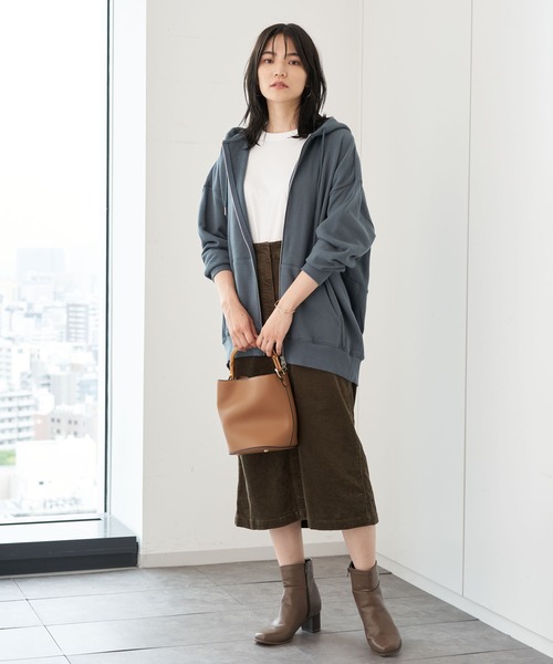 AMERICAN HOLIC（アメリカンホリック）の「ストレッチコール天タイトスカート　＊（スカート・レディース・チャコールグレー/ブラウン/グレイッシュベージュ・L/M）」の6枚目の写真