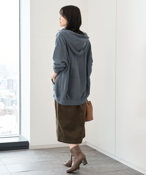 AMERICAN HOLIC（アメリカンホリック）の「ストレッチコール天タイトスカート　＊（スカート・レディース・チャコールグレー/ブラウン/グレイッシュベージュ・L/M）」の8枚目の写真