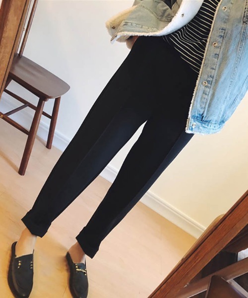 MAISON DE THERESE(メゾン ド テレーズ)の「九分丈パンツ(その他パンツ・レディース・ベージュ/ブラック/アイボリー・L/M/XL/S)」の4枚目の写真