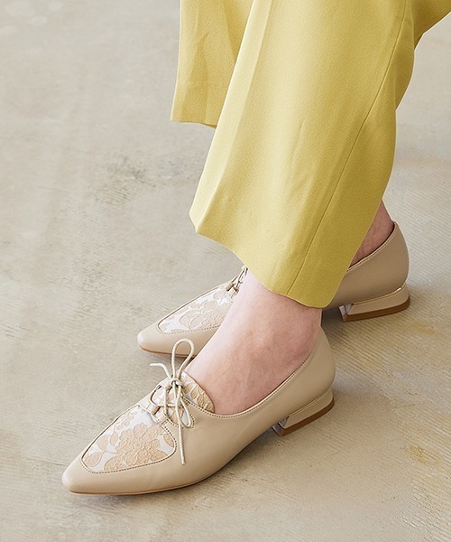 JELLY BEANS(ジェリービーンズ)の「レースアップマニッシュパンプス(204-32632)JELLY BEANS(ジェリービーンズ)(パンプス・レディース・ブラウン/ブラック/グレイッシュベージュ・23/24/22.5/24.5/23.5)」の12枚目の写真