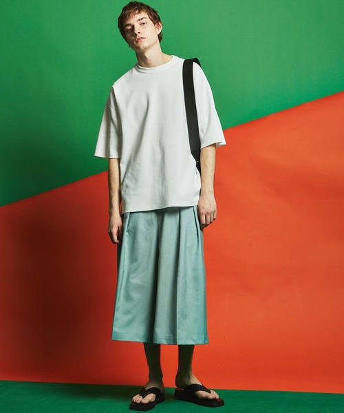 MAISON SPECIAL（メゾンスペシャル）の「《ユニセックスアイテム》【SPECIAL SHOES FACTORY コラボ】東京産フラットソールスムースレザートングサンダル 【MAISON SPECIAL/メゾンスペシャル】（サンダル・メンズ・ホワイト/ブラック・25.5/26.5/27.5/24.5/23.5）」の13枚目の写真