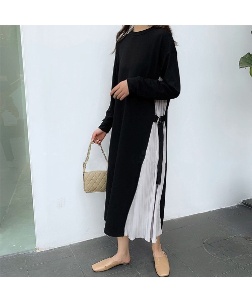 Ritzy(リッツィー)の「大人シルエット ミモレ丈サイドデザインワンピース(ワンピース・レディース・B/C/D/A・M/L)」の3枚目の写真