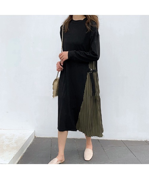 Ritzy(リッツィー)の「大人シルエット ミモレ丈サイドデザインワンピース(ワンピース・レディース・B/C/D/A・M/L)」の11枚目の写真