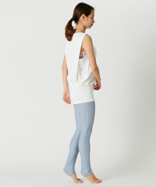 Julier Yoga and Relax(ジュリエヨガアンドリラックス)の「Julier フィールフライスタックプルオーバー(チュニック・レディース・ブラック/グレー/オフホワイト/ピンク・0/1)」の9枚目の写真