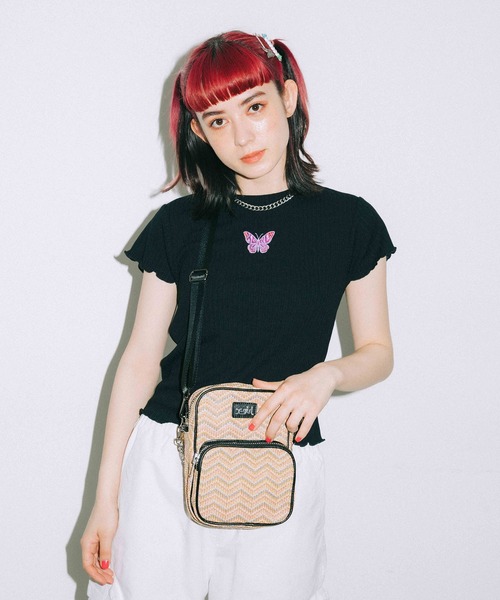 X-girl（エックスガール）の「FAUX LEATHER PIPING SHOULDER BAG（ショルダーバッグ・レディース・ブラック/ベージュ/マルチ・ONE SIZE）」の12枚目の写真
