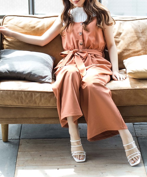 Julia Boutique（ジュリアブティック）の「スクエアトゥクリアヒールサンダル/21083（サンダル・レディース・ホワイト/ブラック・LL/M/S/3L/L）」の5枚目の写真