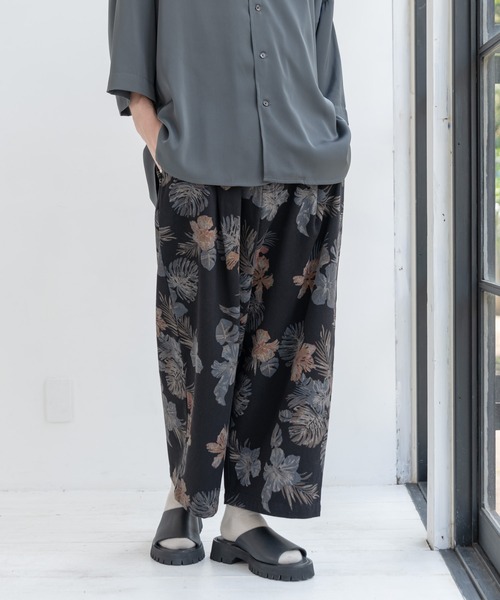 CASPER JOHN（キャスパージョン）の「Total Pattern Ankle Wide Pants/総柄アンクルワイドパンツ（その他パンツ・メンズ・ブラック/ネイビー・SMALL/MEDIUM/LARGE）」の6枚目の写真