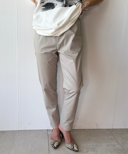 JET(ジェット)の「◆【ウォッシャブル】ウエストゴムツイスターテーパードパンツ(その他パンツ・レディース・ブラック/ベージュ/ナチュラル・02/04/06)」の12枚目の写真