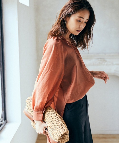 Andemiu（アンデミュウ）の「シアーデザインシャツ950411（シャツ/ブラウス・レディース・ベージュ/ブラック/オレンジ・FREE）」の6枚目の写真