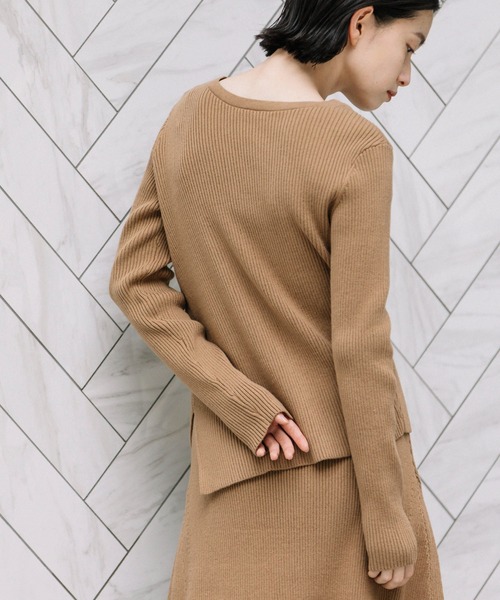 Munich（ミューニック）の「ストレッチプレーティングリブニット　2WAYトップス(セットアップ可)（ニット/セーター・レディース・チャコールグレー/ラベンダー/キャメル/グレイッシュベージュ・FREE）」の15枚目の写真