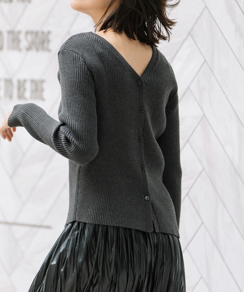 Munich（ミューニック）の「ストレッチプレーティングリブニット　2WAYトップス(セットアップ可)（ニット/セーター・レディース・チャコールグレー/ラベンダー/キャメル/グレイッシュベージュ・FREE）」の8枚目の写真