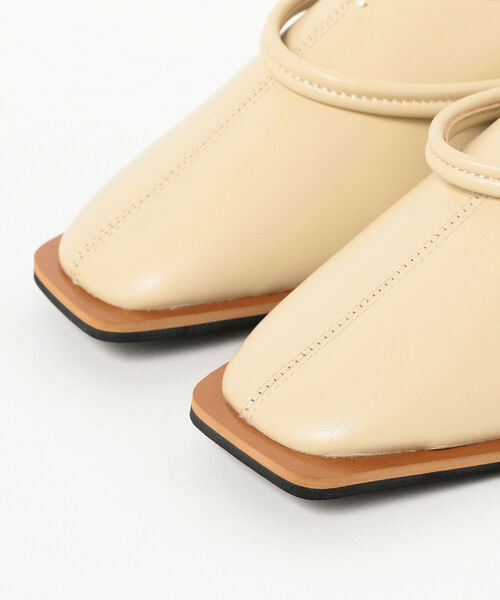 Ray BEAMS(レイビームス)の「Ray BEAMS / スクエア バブーシュ(サンダル・レディース・ブラック/ナチュラル・23.5cm/24.5cm/23.0cm/24.0cm/25.0cm)」の5枚目の写真