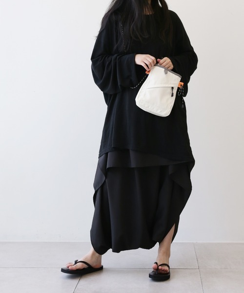 minsobi（ミンソビ）の「ミニショルダーバック  ストラップポーチ（ショルダーバッグ・メンズ・ブラック/ホワイト・FREE）」の16枚目の写真