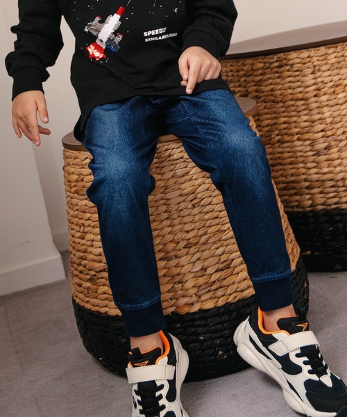 GLOBAL WORK（グローバルワーク）の「キッズ/スゴラクカットデニムリブパンツ/953706（デニムパンツ・キッズ・ブルー/ネイビー/ブラック・110cm/160cm/120cm/140cm/130cm/150cm/100cm）」の17枚目の写真