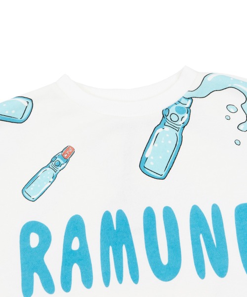 PUNYUS（プニュズ）の「フード総柄スウェット(RAMUNE)（スウェット・レディース・サックスブルー・4/3/2/1）」の4枚目の写真