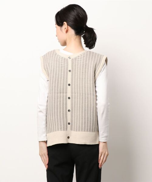 HONEYSUCKLE ROSE（ハニーサックルローズ）の「【HONEYSUCKLE ROSE】前後２ＷＡＹベスト（ベスト・レディース・オフホワイト/ブラック・M/L）」の4枚目の写真