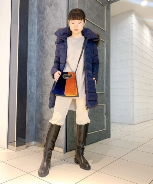 極美品♡タトラス LAVIANA 近年モデル 3AY ダウンコート ネイビー 2 TATRAS - 極美品♡タトラス LAVIANA 近年モデル 3AY ダウンコート