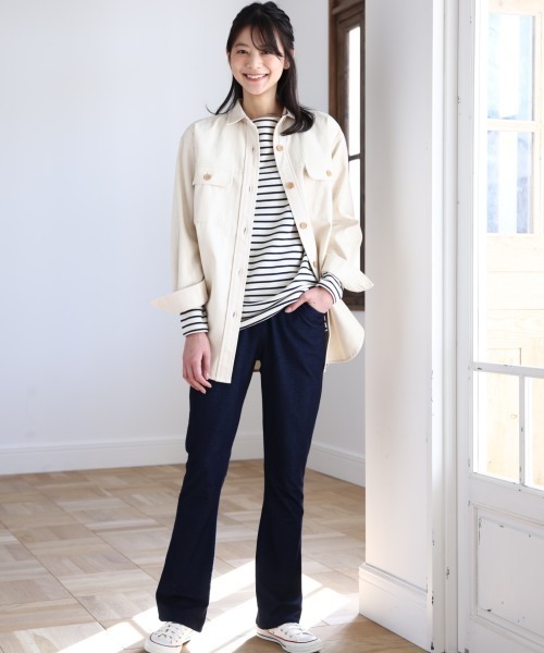 SMILE LAND（スマイルランド）の「大きいサイズ ゆるシルエットボートネックリップルボーダープルオーバー（Tシャツ/カットソー・レディース・ブラック×ホワイト/ホワイト系その他2/ブラウン系その他2・3L/LL/4L/6L/5L/L）」の4枚目の写真