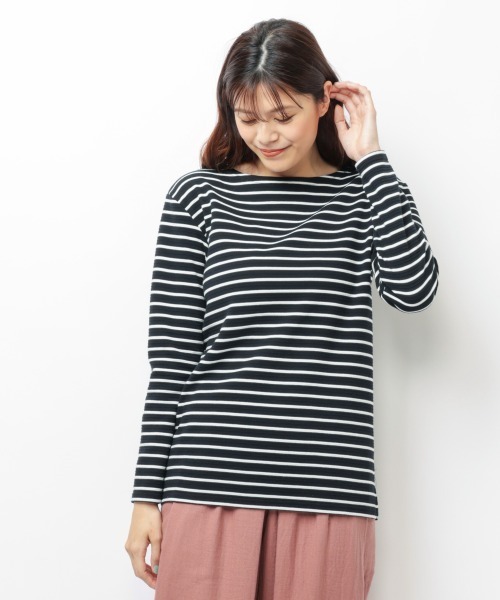 SMILE LAND（スマイルランド）の「大きいサイズ ゆるシルエットボートネックリップルボーダープルオーバー（Tシャツ/カットソー・レディース・ブラック×ホワイト/ホワイト系その他2/ブラウン系その他2・3L/LL/4L/6L/5L/L）」の7枚目の写真