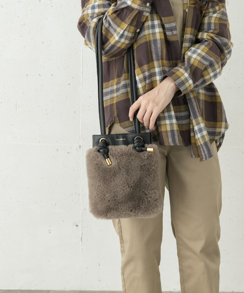 VIOLAd'ORO（ヴィオラドーロ）の「VIOLAd’ORO　ELMO V-8439（ショルダーバッグ・レディース・モカ/アニマル・ONE）」の2枚目の写真