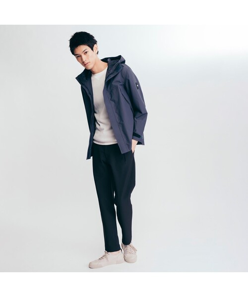 AIGLE(エーグル)の「透湿防水 アーバンマウンテンパーカジャケット(マウンテンパーカー・メンズ・ライトグレー/ダークネイビー・LL/S/M/L)」の20枚目の写真