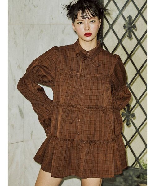 jouetie（ジュエティ）の「ティアードチュニックシャツ（シャツ/ブラウス・レディース・グリーン/ブラウン/ブラック/ブルー・MEDIUM）」の9枚目の写真