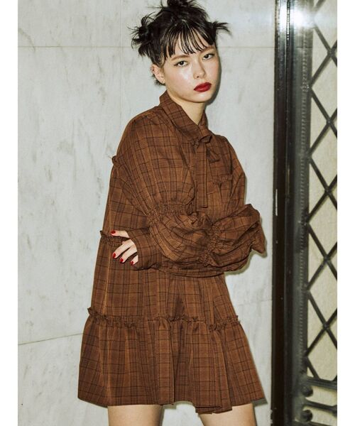 jouetie（ジュエティ）の「ティアードチュニックシャツ（シャツ/ブラウス・レディース・グリーン/ブラウン/ブラック/ブルー・MEDIUM）」の10枚目の写真