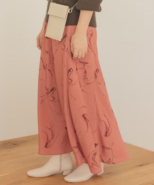 ITEMS URBANRESEARCH（アイテムズ アーバンリサーチ）の「マーブルフレアスカート（スカート・レディース・パープル/ピンク・FREE）」の3枚目の写真