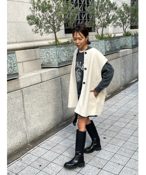 ulu(ウル)の「Original boa gilet coat(ノーカラーコート・レディース・アイボリー・FREE)」の14枚目の写真
