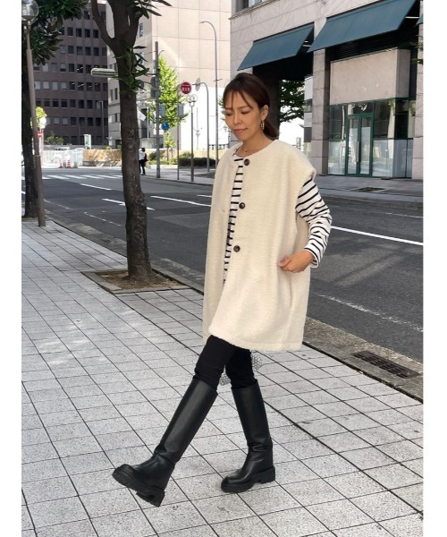 ulu(ウル)の「Original boa gilet coat(ノーカラーコート・レディース・アイボリー・FREE)」の21枚目の写真