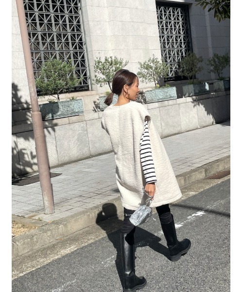 ulu(ウル)の「Original boa gilet coat(ノーカラーコート・レディース・アイボリー・FREE)」の8枚目の写真