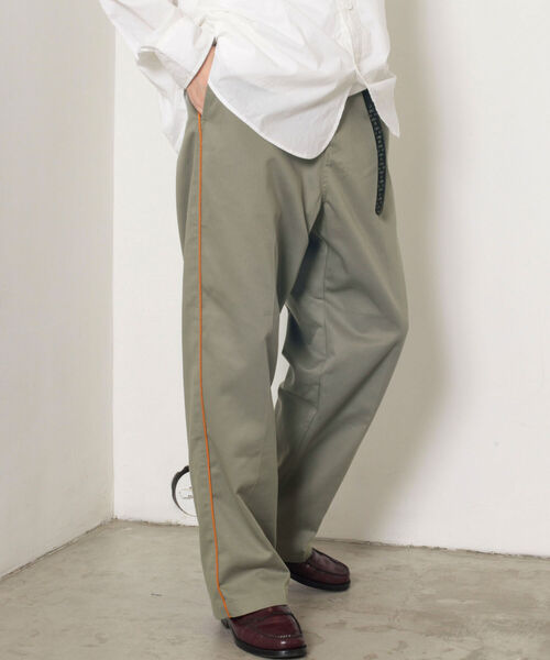 GLOSTER(グロスター)の「【GLOSTER/グロスター】サイドライン チノトラウザーズ トラックパンツ(チノパンツ・メンズ・カーキ/ネイビー・SMALL/MEDIUM/LARGE)」の2枚目の写真