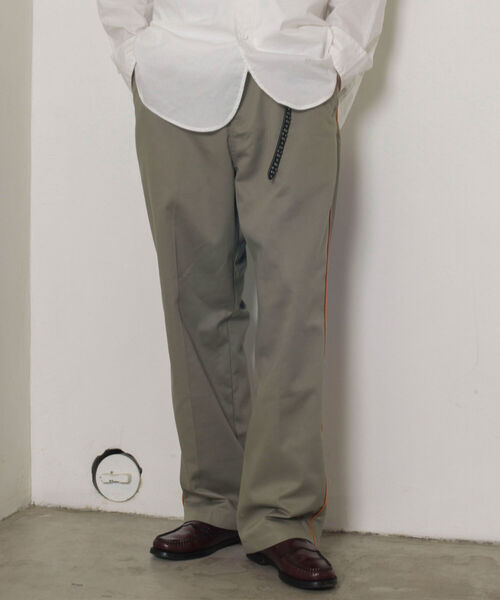 GLOSTER(グロスター)の「【GLOSTER/グロスター】サイドライン チノトラウザーズ トラックパンツ(チノパンツ・メンズ・カーキ/ネイビー・SMALL/MEDIUM/LARGE)」の6枚目の写真