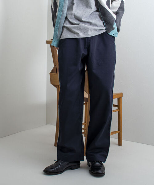 GLOSTER(グロスター)の「【GLOSTER/グロスター】サイドライン チノトラウザーズ トラックパンツ(チノパンツ・メンズ・カーキ/ネイビー・SMALL/MEDIUM/LARGE)」の18枚目の写真