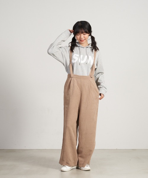 OUTDOOR PRODUCTS APPAREL(アウトドアプロダクツアパレル)の「サスペンダー付きコーデュロイリラックワイドスパンツ(サロペット/オーバーオール・レディース・ベージュ/ブラウン/アイボリー・MEDIUM/LARGE)」の16枚目の写真