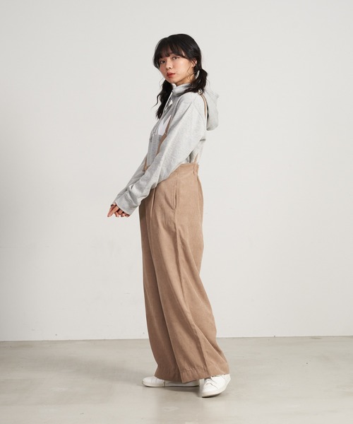 OUTDOOR PRODUCTS APPAREL(アウトドアプロダクツアパレル)の「サスペンダー付きコーデュロイリラックワイドスパンツ(サロペット/オーバーオール・レディース・ベージュ/ブラウン/アイボリー・MEDIUM/LARGE)」の15枚目の写真