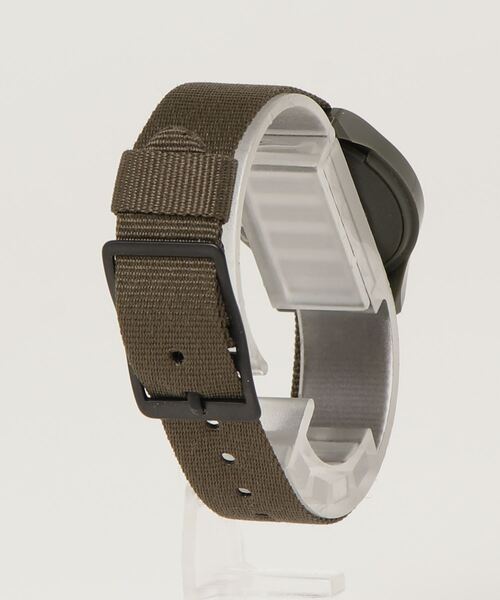 TIMEX（タイメックス）の「TIMEX Original Camper/オリジナル・キャンパー 腕時計 TW2T33700（アナログ腕時計・レディース・ブラック・FREE）」の2枚目の写真