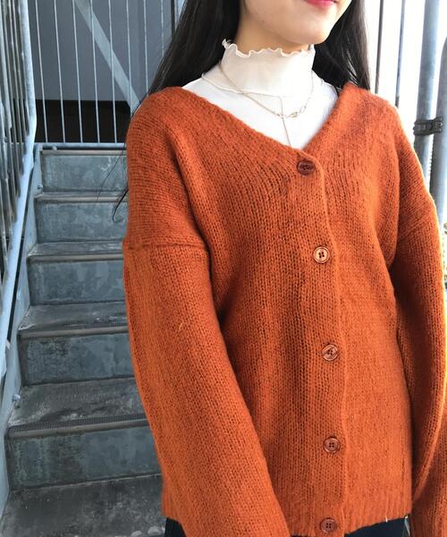 INGNI（イング）の「モヘアタッチVネックカーディガン（カーディガン/ボレロ・レディース・ブラック/オレンジ/ブルー/グリーン/アイボリー/イエロー系3/レッド・M）」の7枚目の写真