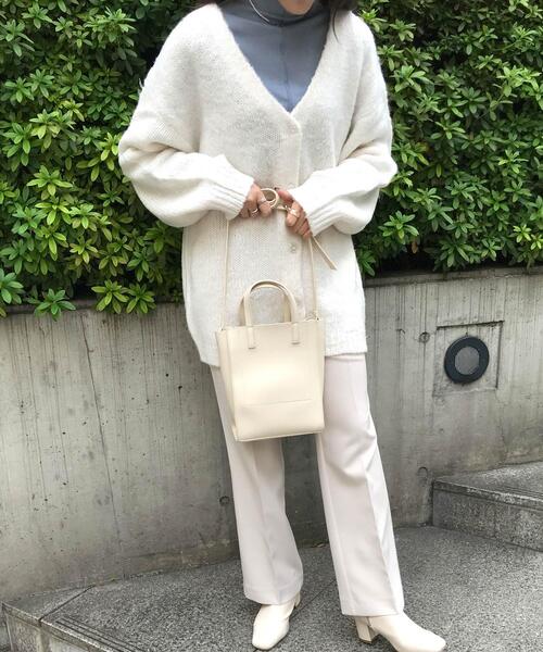 INGNI（イング）の「モヘアタッチVネックカーディガン（カーディガン/ボレロ・レディース・ブラック/オレンジ/ブルー/グリーン/アイボリー/イエロー系3/レッド・M）」の15枚目の写真