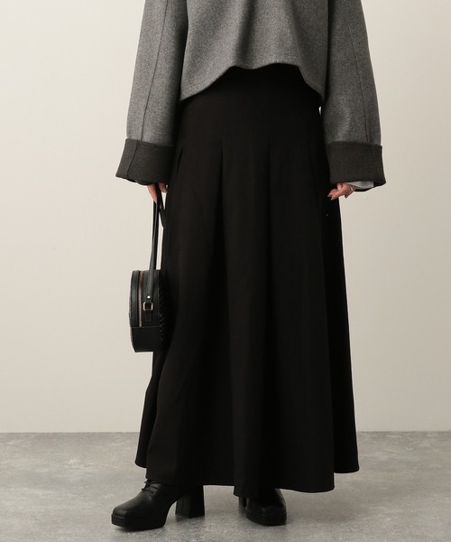 Heather(ヘザー)の「タックボリュームスカート 261866(スカート・レディース・ブラック/ベージュ/カーキ・FREE)」の4枚目の写真