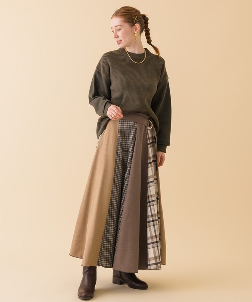CLOCHE(クロシェ)の「CLOCHE カットドッキングプルオーバー(Tシャツ/カットソー・レディース・カーキ/アイボリー・FREE)」の3枚目の写真