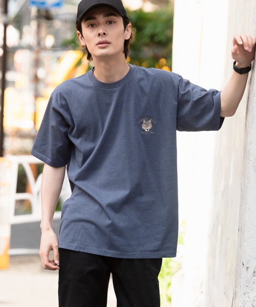 Blue Standard (ブルースタンダード)の「【BLUE STANDARD/ブルースタンダード】汗染みの目立ちにくいTシャツ ZEROSTAIN アニマルワンポイント刺繍Tシャツ(Tシャツ/カットソー・メンズ・チャコールグレー/ブルー/ホワイト/その他1/その他2/オリーブ/ピンク系その他/ホワイト系その他・X-LARGE/LARGE/SMALL/MEDIUM)」の1枚目の写真