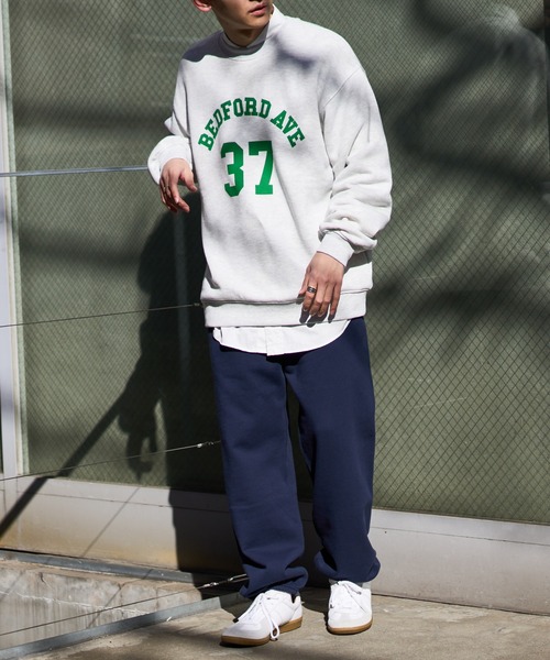 DISCOAT(ディスコート)の「ヘヴィウェイトナンバリングロゴビッグスウェット(スウェット・レディース・ネイビー/グリーン/オートミール・FREE)」の16枚目の写真