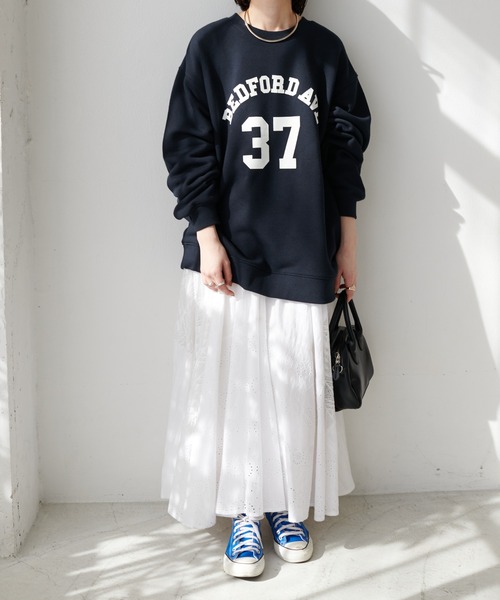 DISCOAT(ディスコート)の「ヘヴィウェイトナンバリングロゴビッグスウェット(スウェット・レディース・ネイビー/グリーン/オートミール・FREE)」の19枚目の写真