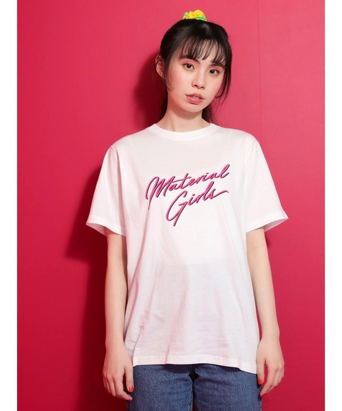 Green Parks(グリーンパークス)の「■STRANGER THINGS マテリアルガールズT(Tシャツ/カットソー・レディース・オフホワイト・FREE)」の2枚目の写真